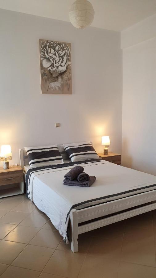 Blue Bay Apartment Chania  Bagian luar foto
