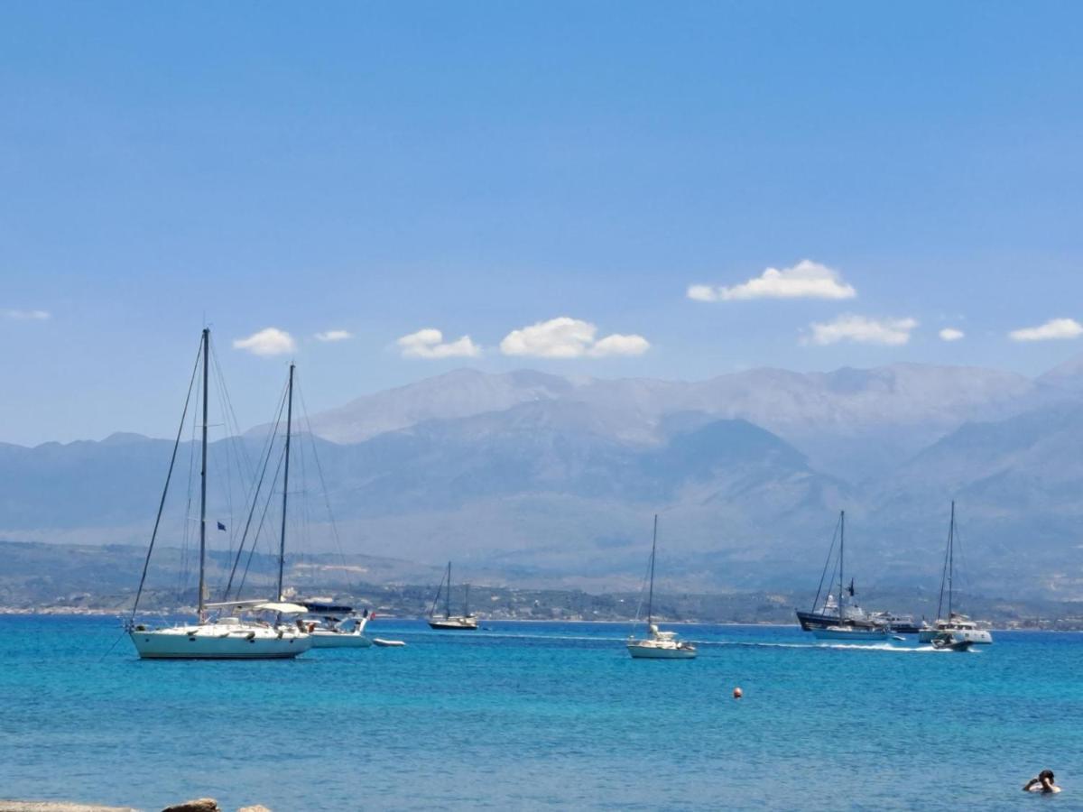 Blue Bay Apartment Chania  Bagian luar foto